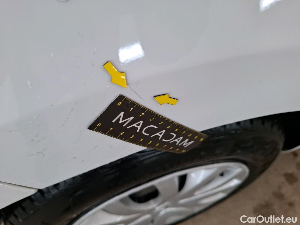  Renault  Clio  IV Air MediaNav 1.5 dCi 75CV BVM5 E6 #16