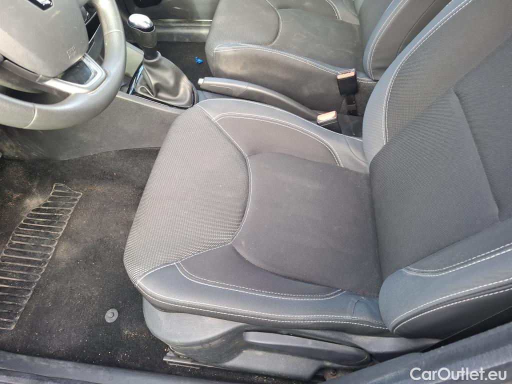  Renault  Clio  IV Air MediaNav 1.5 dCi 90CV BVM5 E6 #8