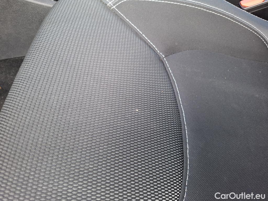  Renault  Clio  IV Air MediaNav 1.5 dCi 90CV BVM5 E6 #7