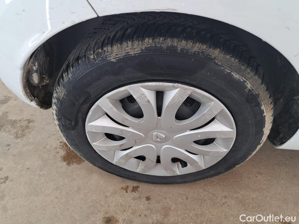  Renault  Clio  IV Air MediaNav 1.5 dCi 75CV BVM5 E6 #41