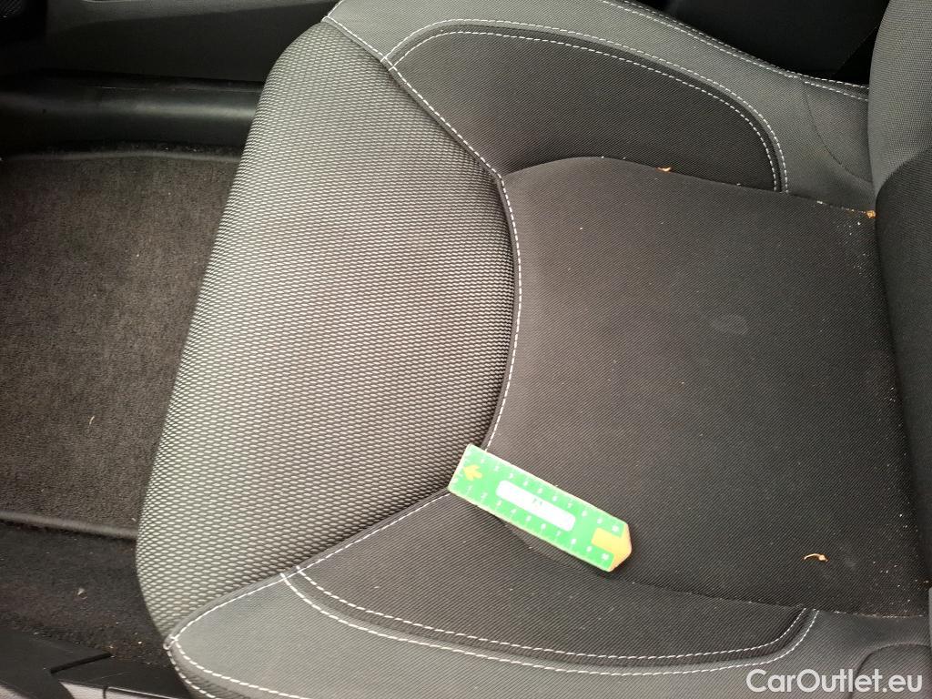  Renault  Clio  IV Air MediaNav 1.5 dCi 75CV BVM5 E6 #38