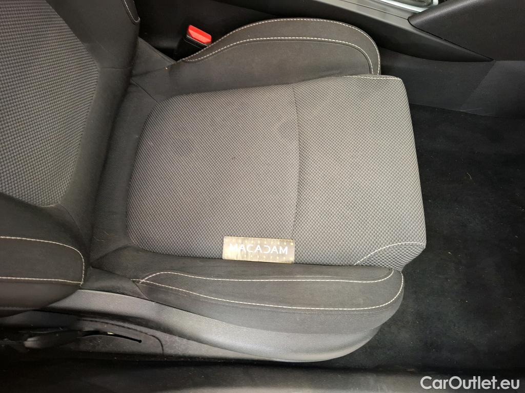  Renault  Megane  IV Berline 5pt. Société Air Nav 1.5 dCi 90CV BVM6 E6 #1
