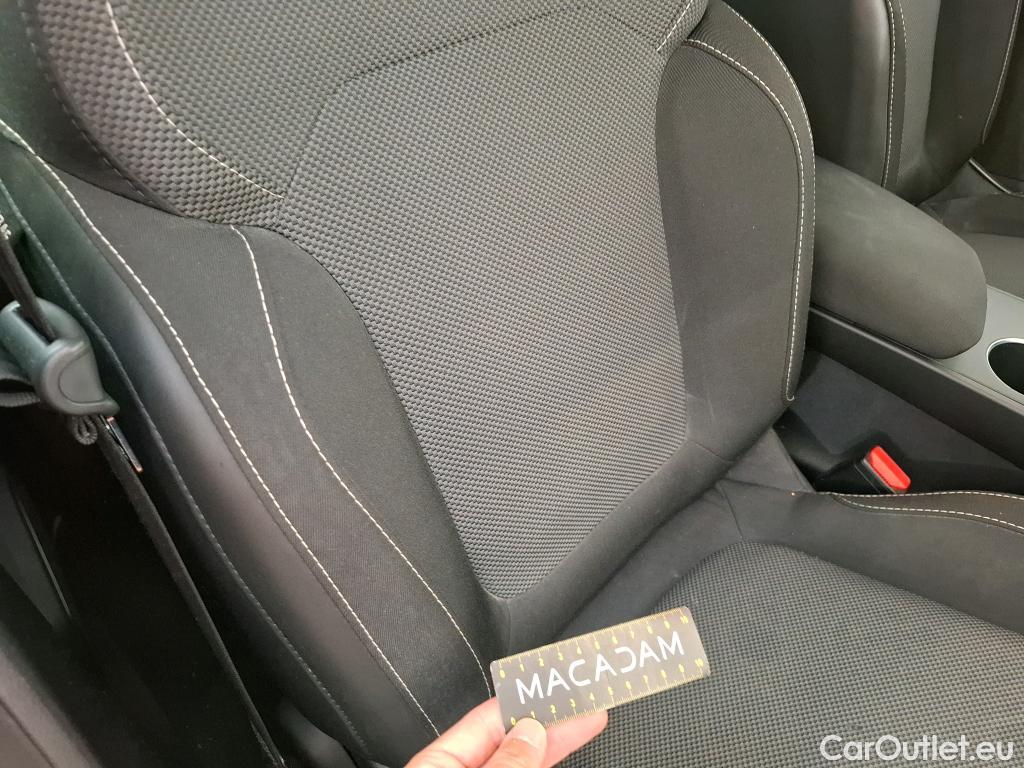  Renault  Megane  IV Berline 5pt. Société Air Nav 1.5 dCi 90CV BVM6 E6 #20