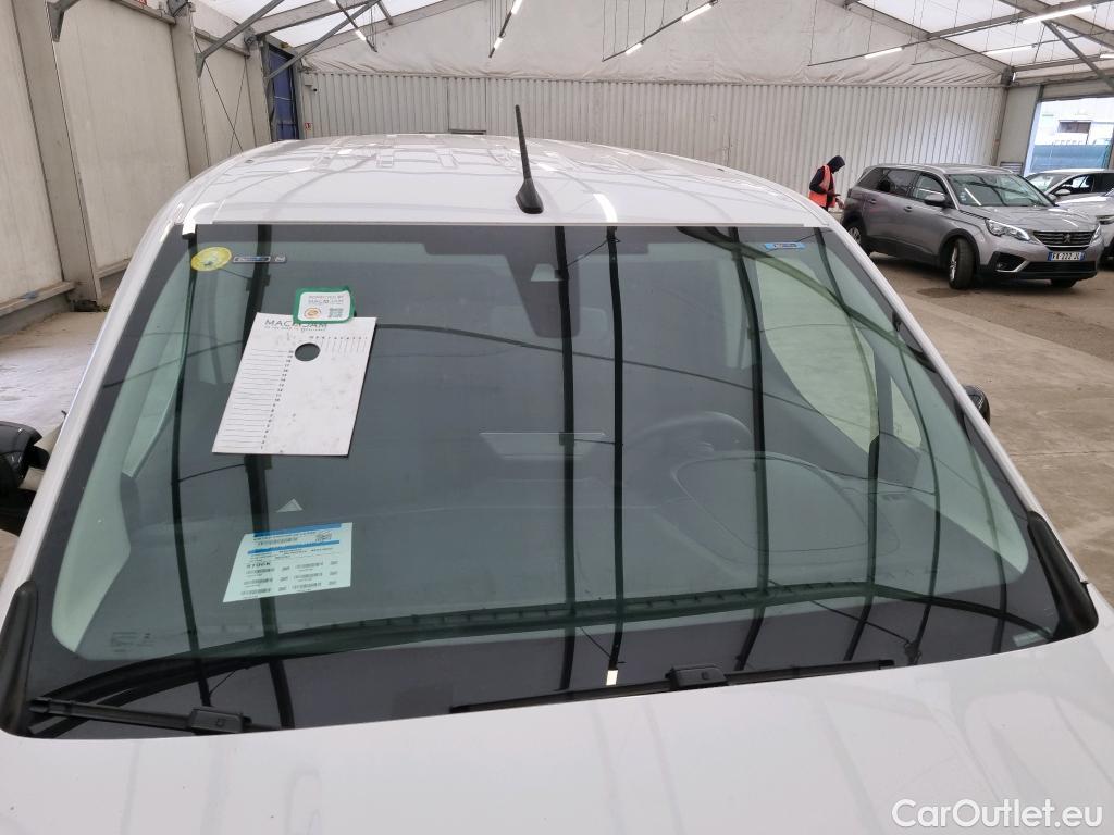  Citroen  Berlingo  Fourgon  XL 950 1.5 BlueHDi 130CV BVA8 6E #1