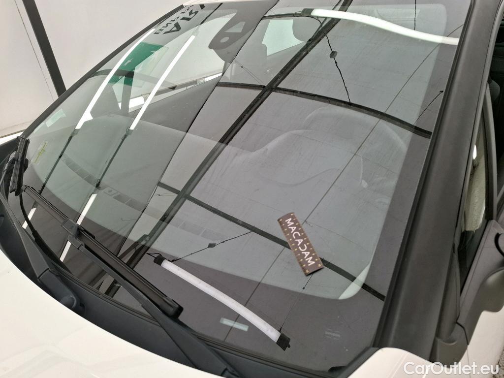  Citroen  C3  Société Feel Nav 1.5 BlueHDI 100CV BVM5 E6dT #1