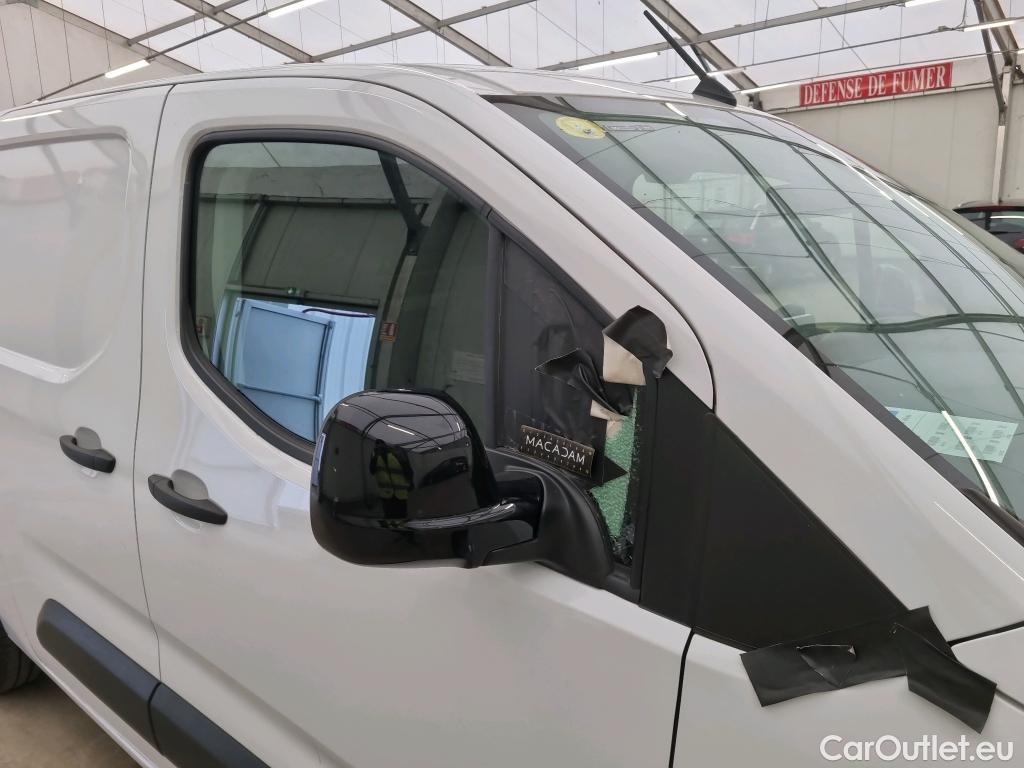  Citroen  Berlingo  Fourgon  XL 950 1.5 BlueHDi 130CV BVA8 6E #22