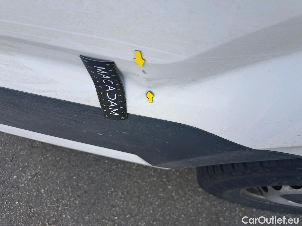  Volkswagen  Crafter  Fourgon Fourgon 35 mittlerer Radstand mit Hochdach FWD 2.0 140CV BVM6 #43