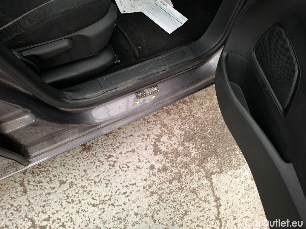  Citroen  C4 Grand Picasso /Spacetourer Business 1.2 PureTech 130CV BVM6 7 Sieges E6dT #12