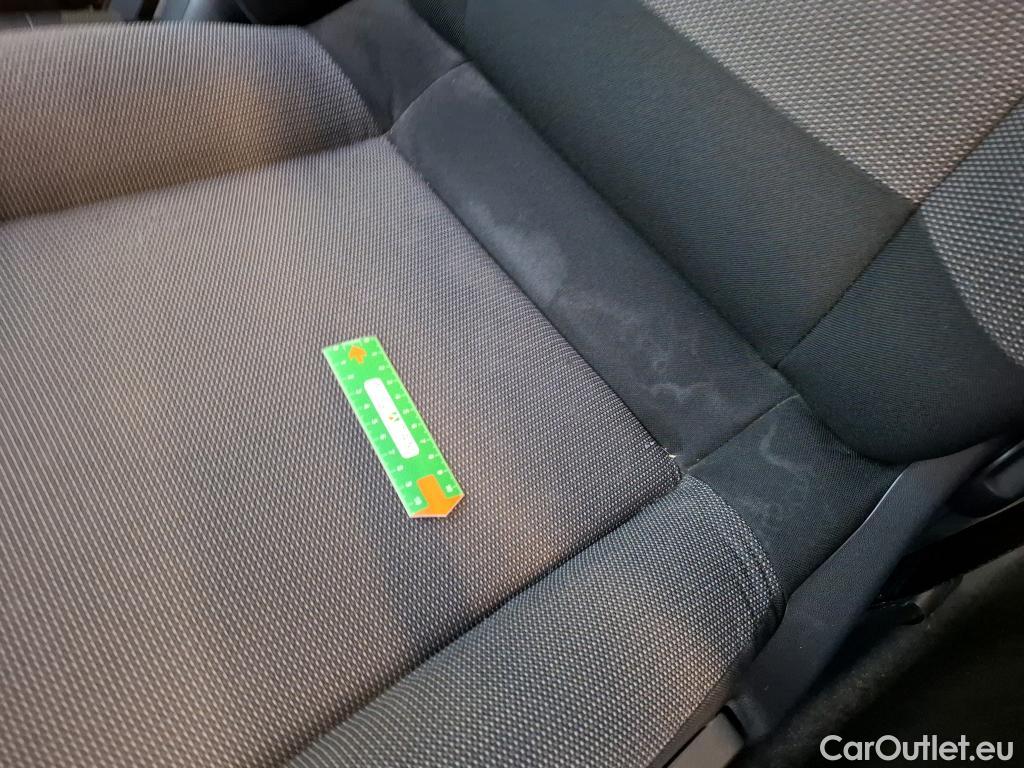  Citroen  C3 CITROEN  5p Berline BlueHDi 100 BVM Feel Business #42