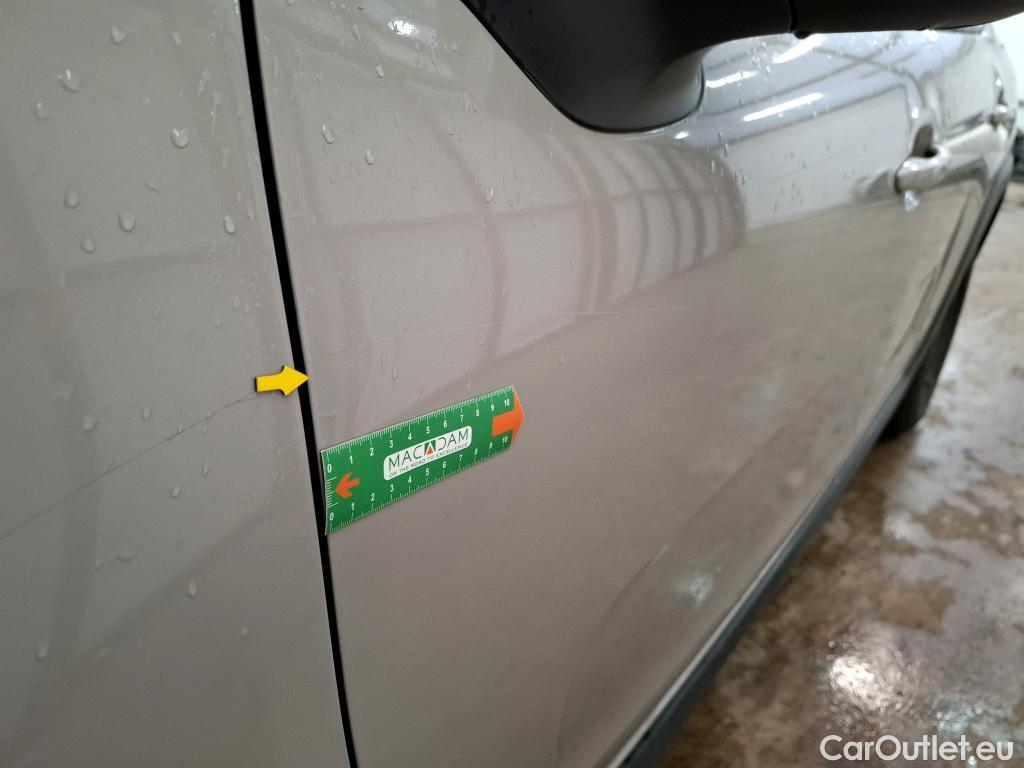  Citroen  C3 CITROEN  5p Berline BlueHDi 100 BVM Feel Business #32