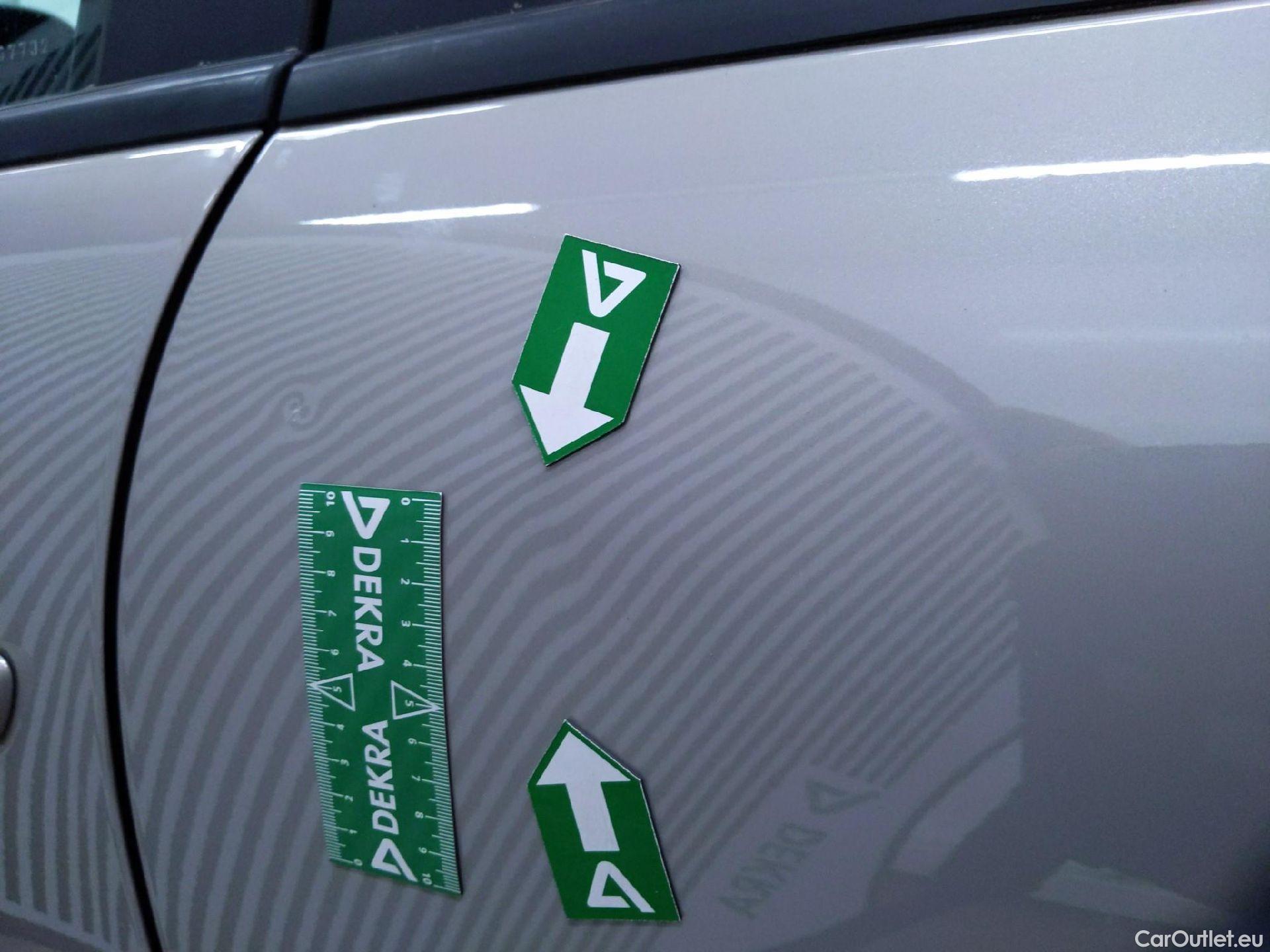  Citroen  C3  Feel Pack 1.2 PureTech 80CV BVM5 E6d #27