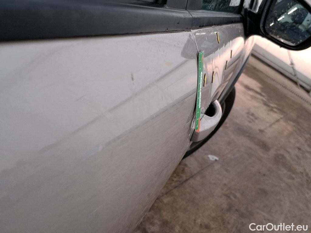  Citroen  C3 CITROEN  5p Berline BlueHDi 100 BVM Feel Business #14