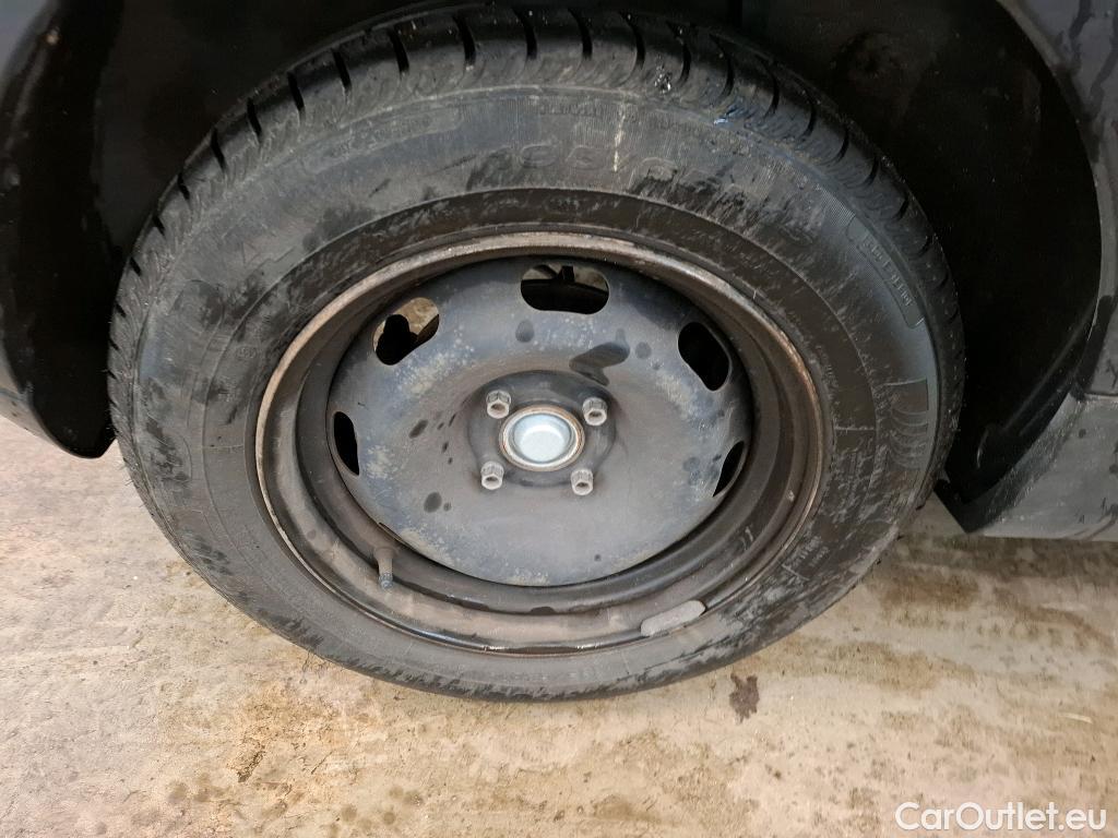  Citroen  C3 CITROEN  5p Berline BlueHDi 100 BVM Feel Business #46