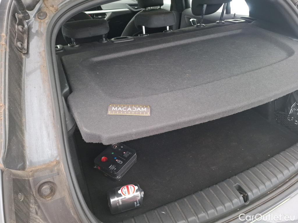  Bmw  Serie 1 Série 1 Berline 118 i Lounge 1.5 135CV BVA7 E6d #63
