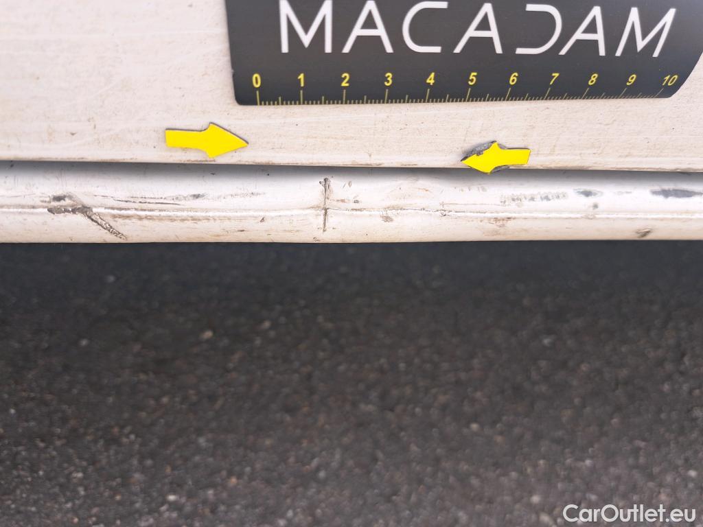  Volkswagen  Crafter  Fourgon Fourgon 35 mittlerer Radstand mit Hochdach FWD 2.0 140CV BVM6 #23