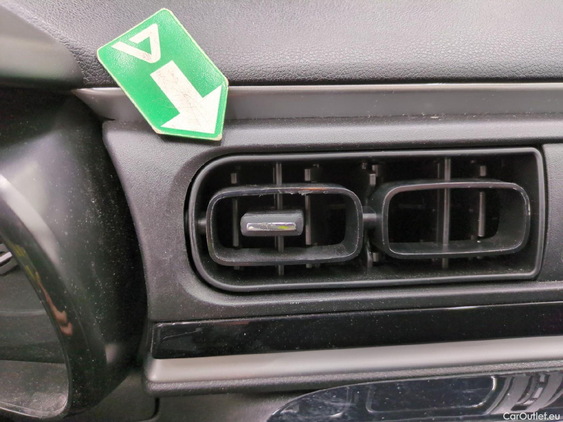  Citroen  C3 CITROEN  / 2016 / 5P / Berline PureTech 82 S&S BVM Feel Business #2