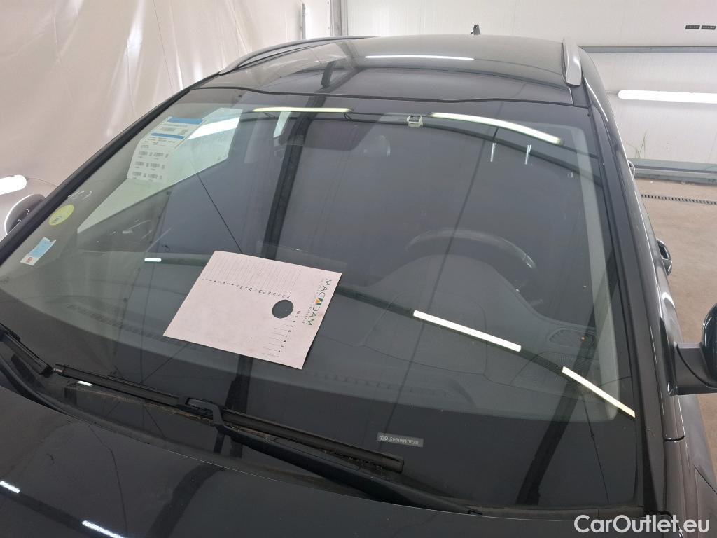  KIA  Cee'd KIA ceed SW / 2018 / 5P / Break 1.6 CRDI 136 ISG MHEV ACTIVE SW DCT7 #1