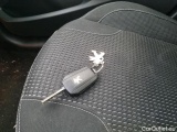  Peugeot  208 PEUGEOT  5p Berline Puretech 110 ¤6.c SandS ALLU BUS #12