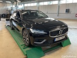  Volvo  V60 T6 Recharge AWD Core Bright Ljus Skinn 360 Kamera H/K Drag EL-Stolar #2