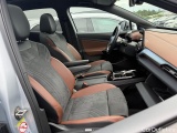  Volkswagen  ID.4 Pro Performance Tech Panorama Skinn/Alcantara Drag Kamera EL-Stolar #17
