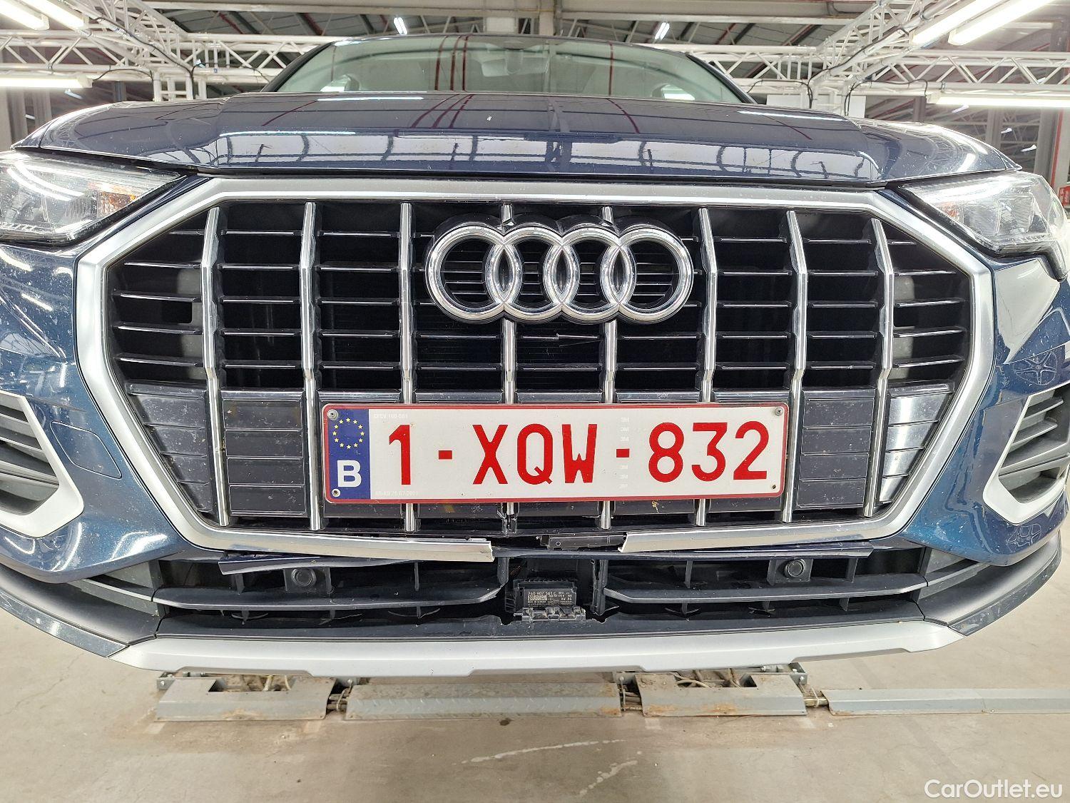  Audi  Q3 Audi,  '18, Audi  35 TFSI S tronic Advanced 5d #54