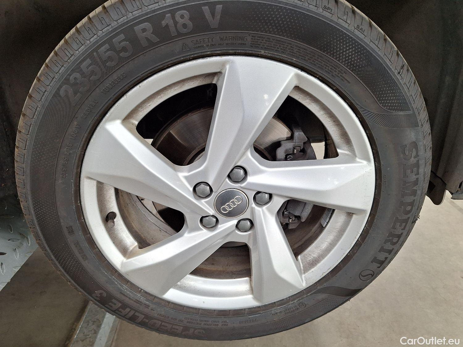  Audi  Q3 Audi,  '18, Audi  35 TFSI S tronic Advanced 5d #3