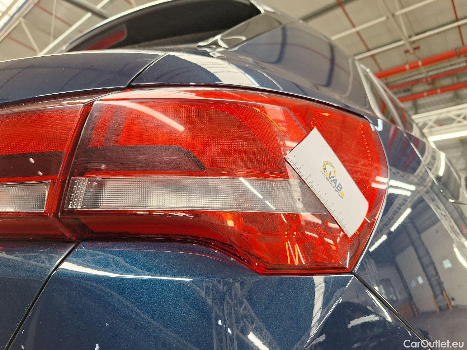  Audi  Q3 Audi,  '18, Audi  35 TFSI S tronic Advanced 5d #20