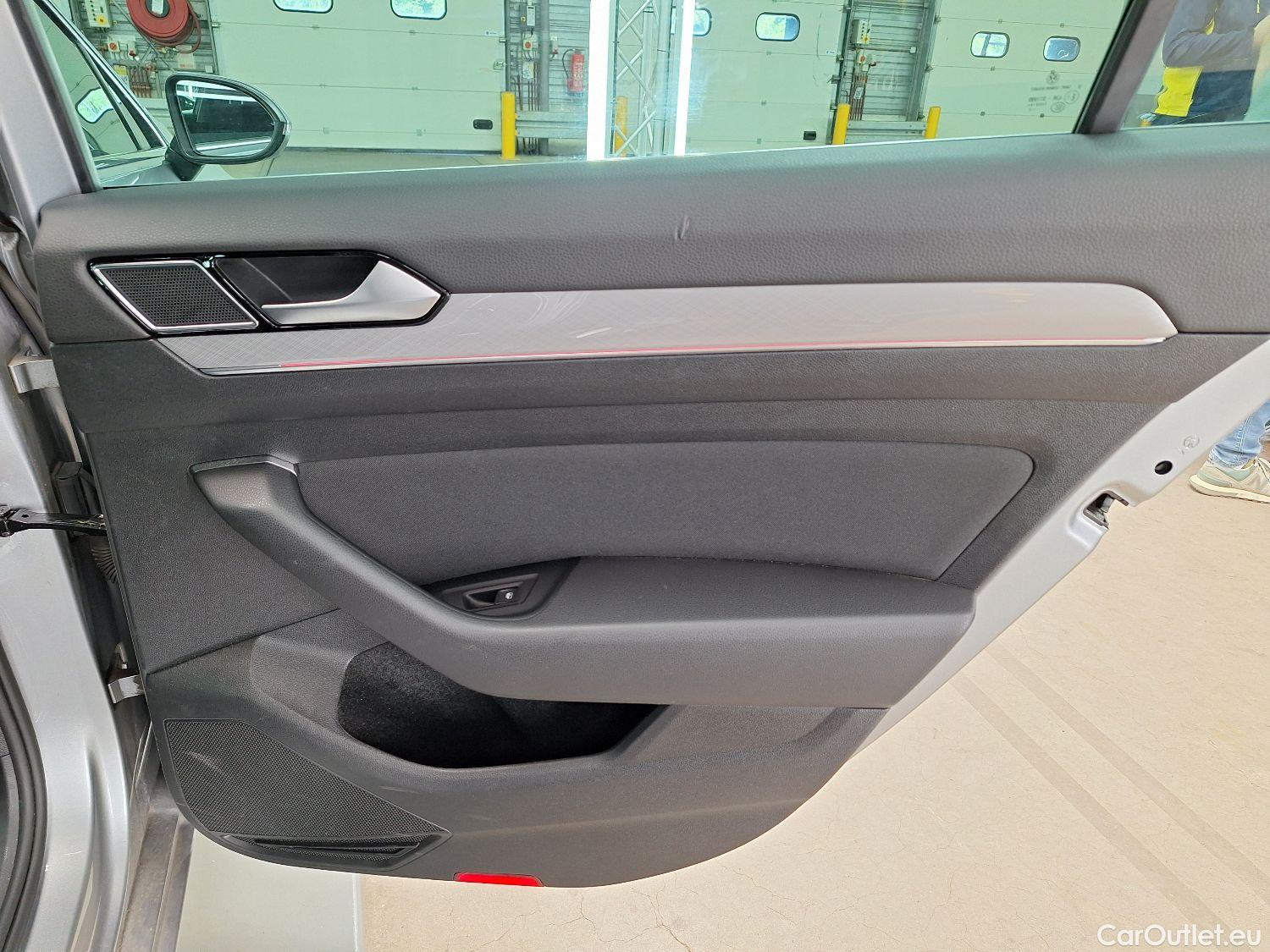  Volkswagen  Passat VW,  Variant FL'19, Volkswagen  Variant 2.0 TDI SCR 110kW DSG7 S #13