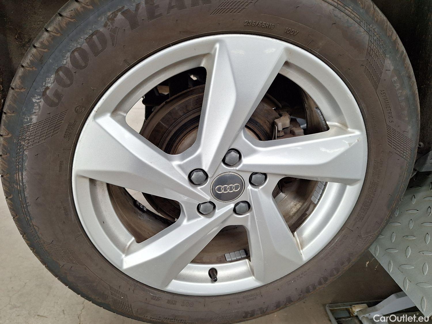  Audi  Q3 Audi,  '18, Audi  35 TFSI S tronic Advanced 5d #15