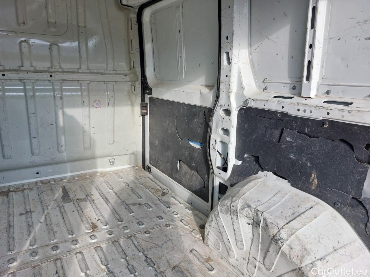  Peugeot  Boxer  Furgón 330 L1H1 Pro BlueHDi 140 Start&Stop HDi #35