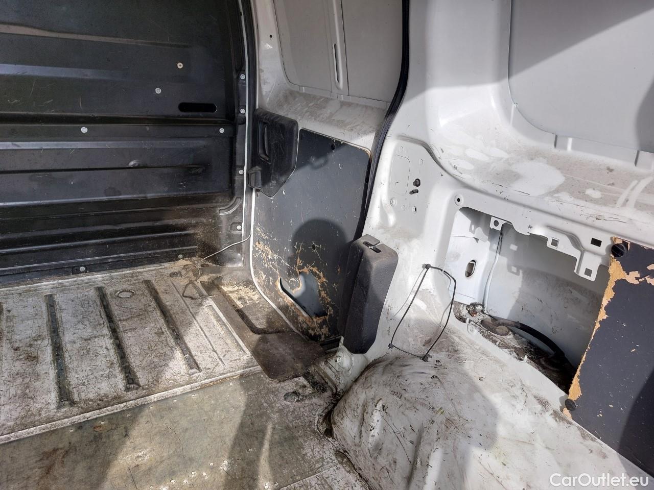  Citroen  Jumpy  Furgón Club XS 1.5 BlueHDi 120CV MT6 E6dT #42