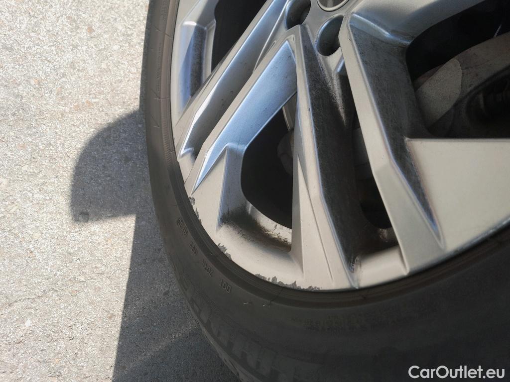  Audi  Q7 AUDI  / 2019 / 5P / todoterreno S line 45 TDI 170kW (232CV) quat. tip.(AC) #4