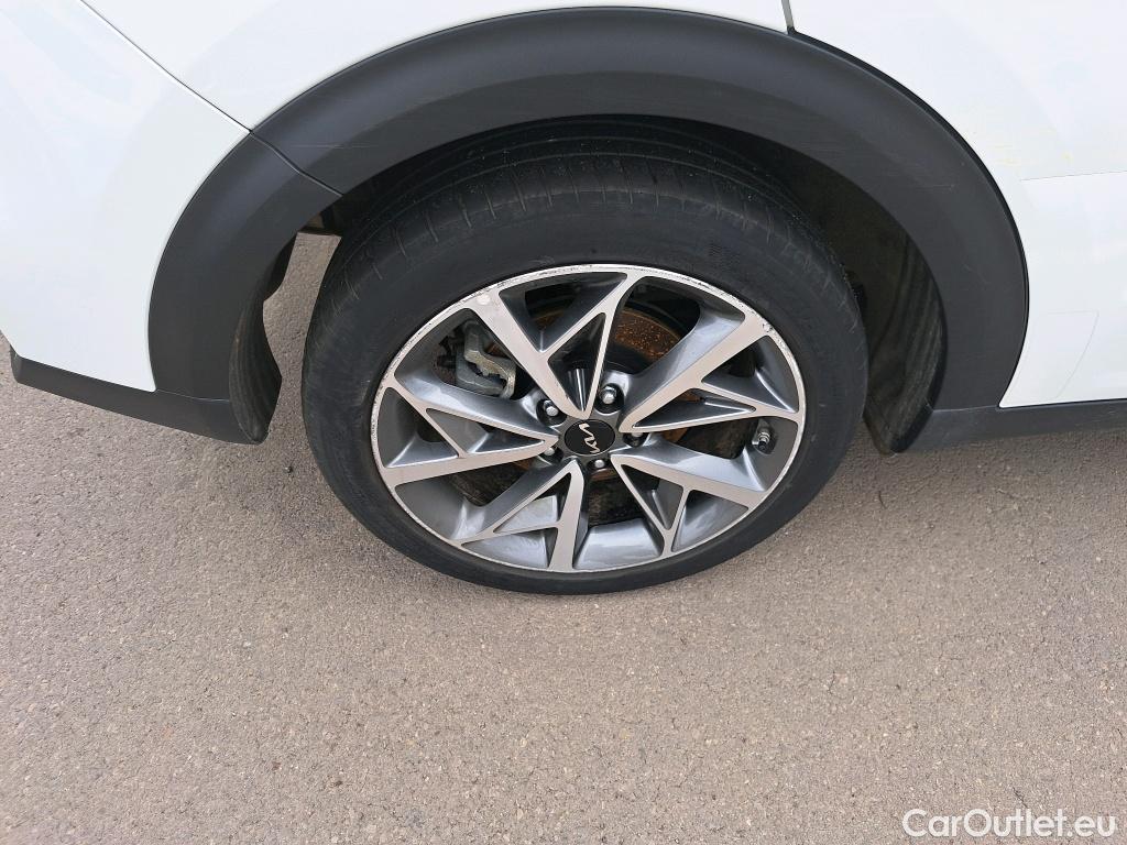  KIA  Niro  Emotion 1.6 105CV AT6 E6d #3