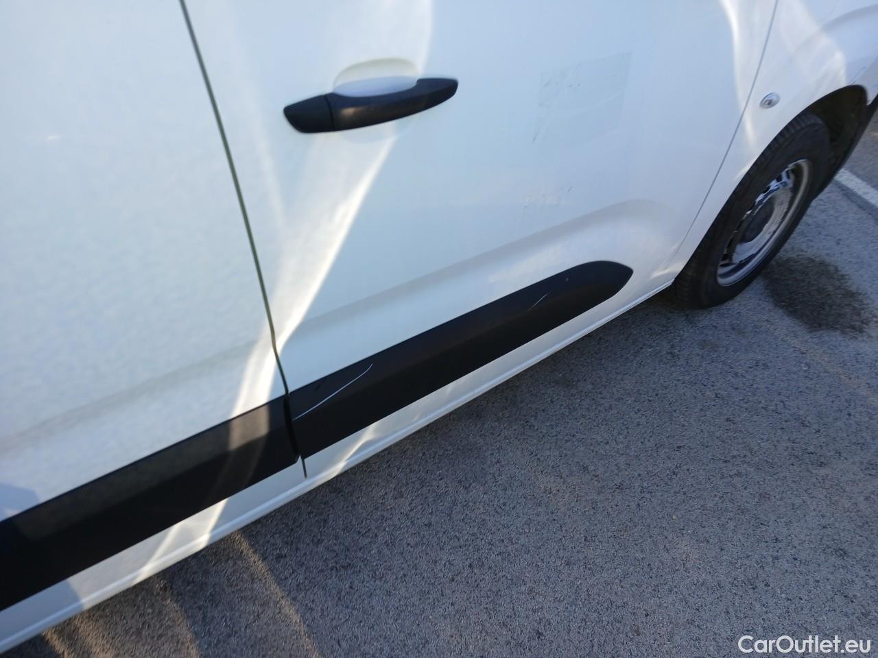  Citroen  Berlingo  Furgón Control M 1.5 BlueHDi 75CV MT5 E6dT #40
