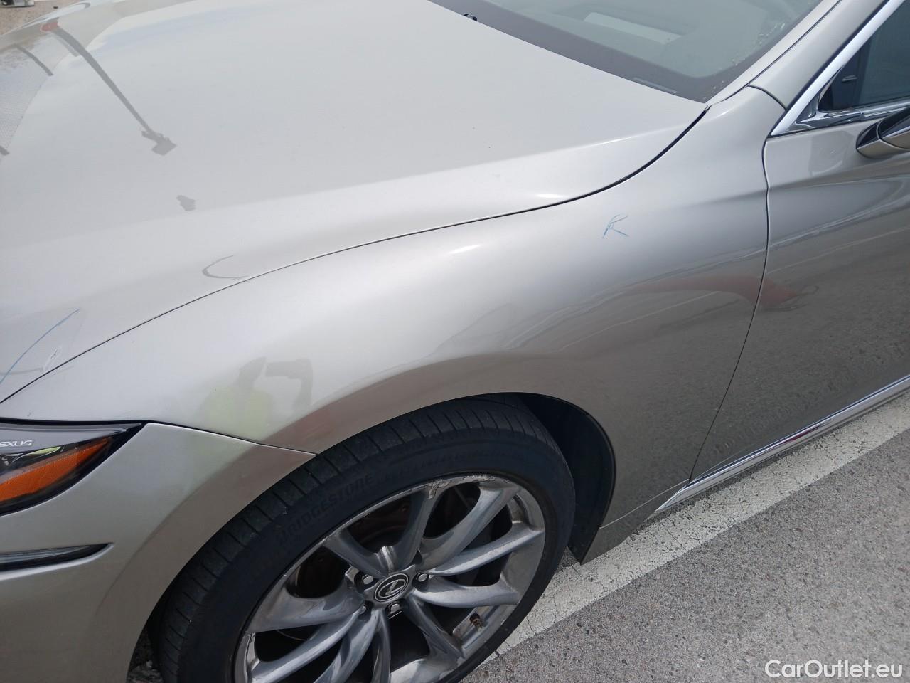  Lexus  LS LEXUS  / 2017 / 4P / sedán 500h Luxury Art Wood #19