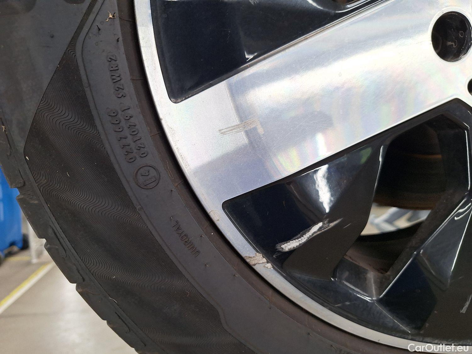  Mercedes  GLB Mercedes,  '19, Mercedes-Benz   180 d 5d 7pl #12