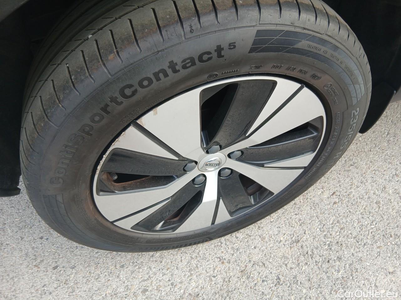  Volvo  XC 40 VOLVO XC40 / 2017 / 5P / todoterreno 1.5 T4 Twin Recharge Inscription Ex Auto #14