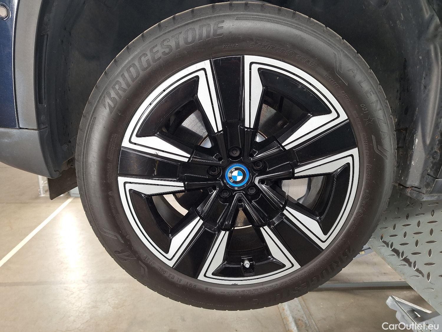  Bmw  iX3 BMW,  '20 BEV, BMW  sDrive35 5d #11