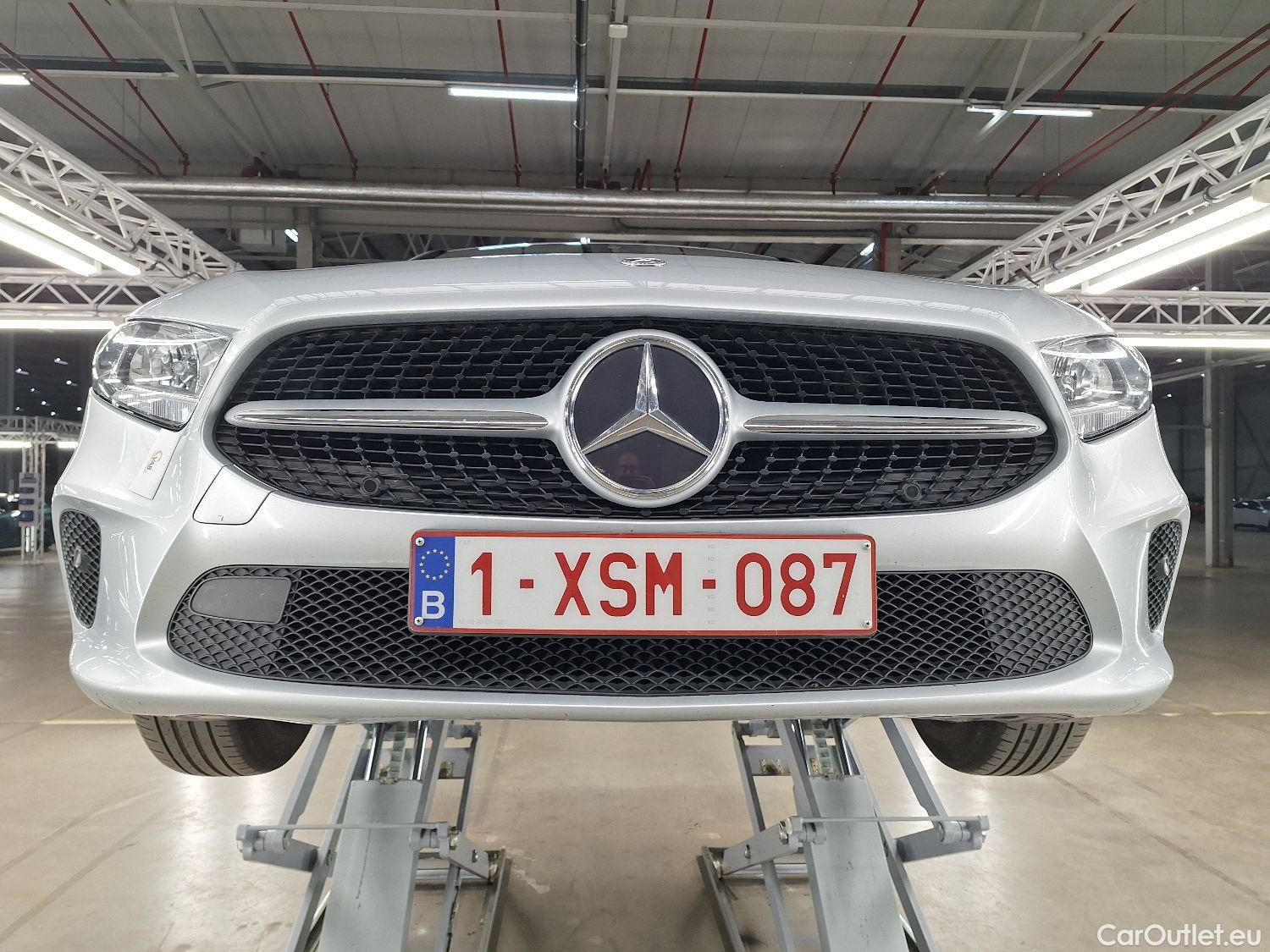  Mercedes  A-Klasse Mercedes, A-Class Berline '18, Mercedes-Benz  Limousine A 180 d DCT Busin #7