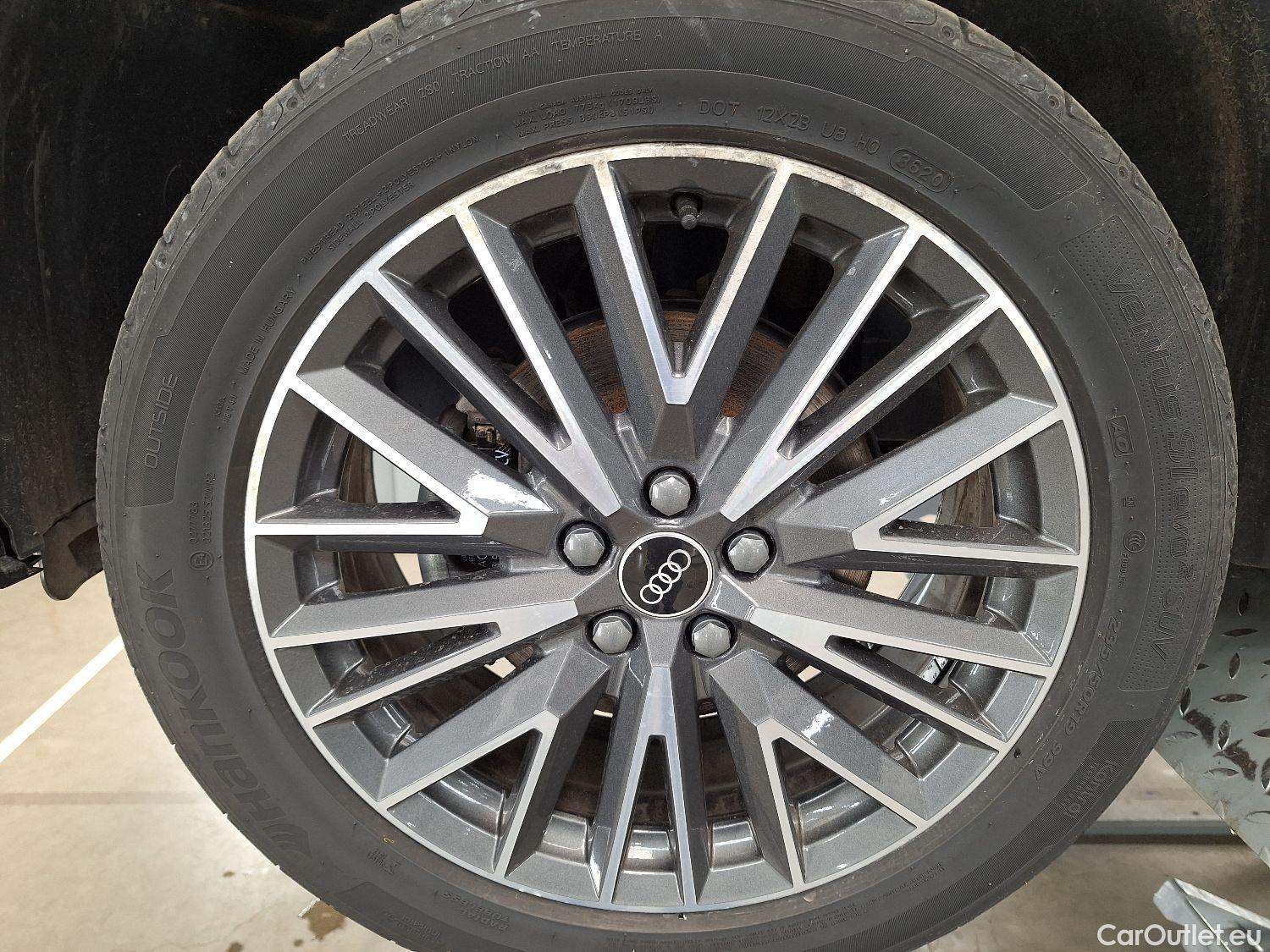  Audi  Q3 Audi,  SB '19, Audi  Sportback 35 TDI S tronic S Line Business  #9