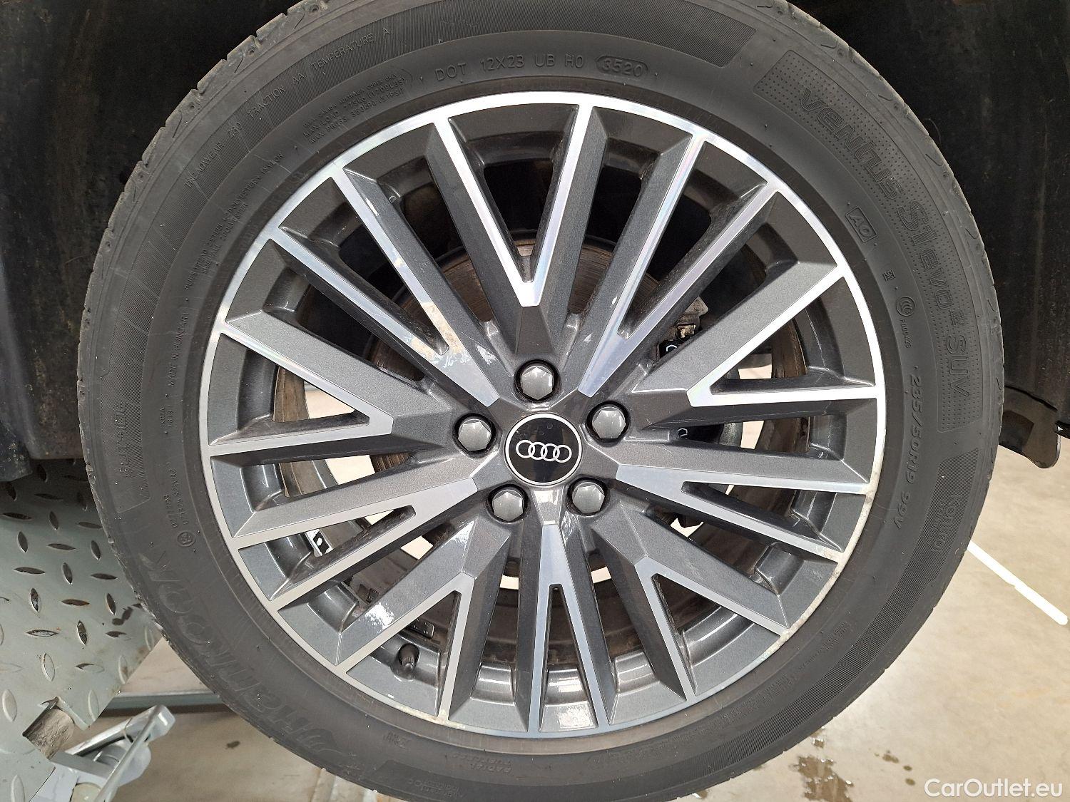  Audi  Q3 Audi,  SB '19, Audi  Sportback 35 TDI S tronic S Line Business  #1