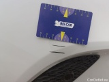  Mercedes  A-Klasse Mercedes-Benz  A 180 d DCT Launch Edition 5d #31
