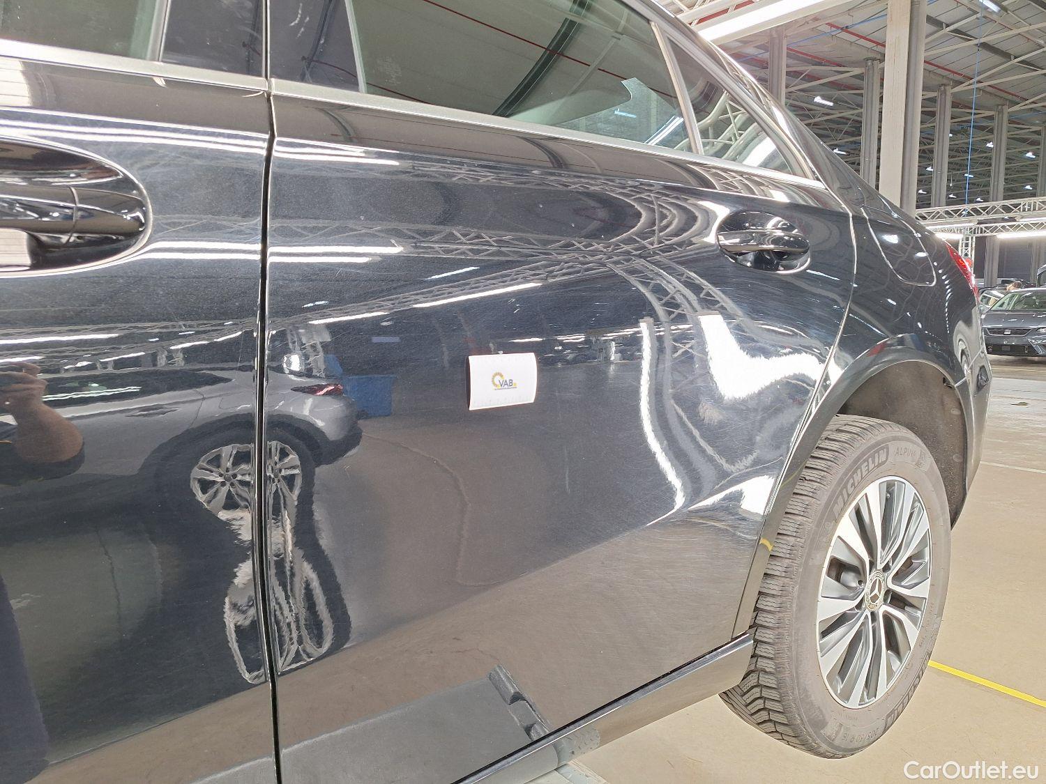  Mercedes  A-Klasse Mercedes, A-Class Berline '18, Mercedes-Benz  Limousine A 180 d DCT Busin #14