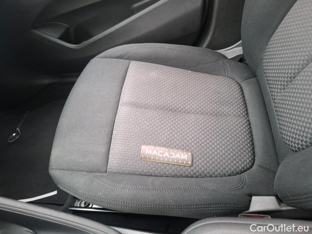  Bmw  X1 BMW  / 2019 / 5P / SUV sDrive16d Business Design DKG7 #51