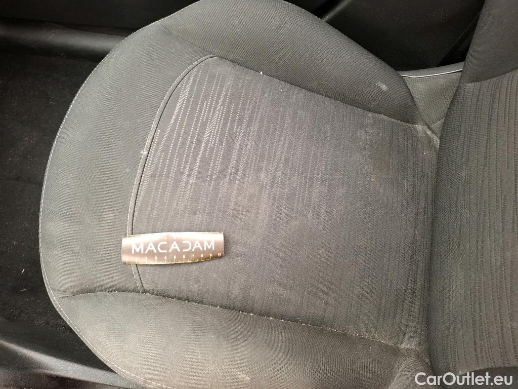  Peugeot  208  Affaire Premium Pack 1.2 80CV BVM5 E6dT #11