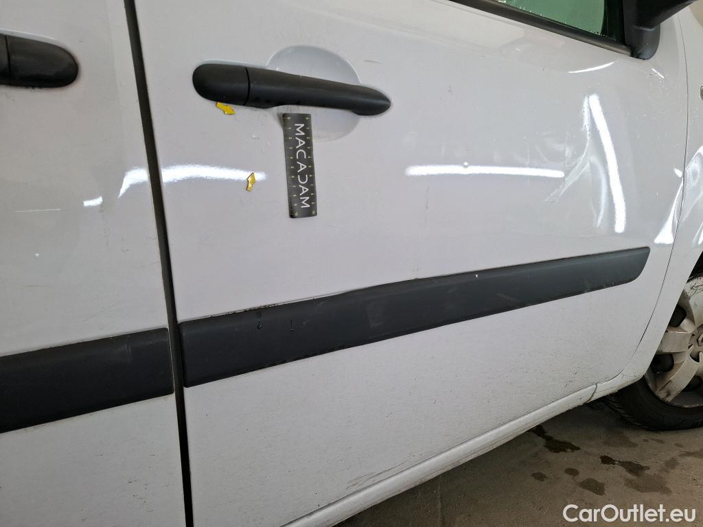  Renault  Kangoo  Express Maxi Extra (Série Spéciale) 1.5 dCi 90CV BVM5 E6 #36