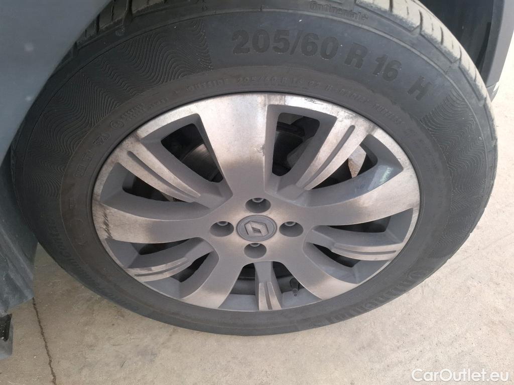  Renault  Captur  Business 0.9 TCe 90CV BVM5 E6 / TRANSFO VP/VF #23