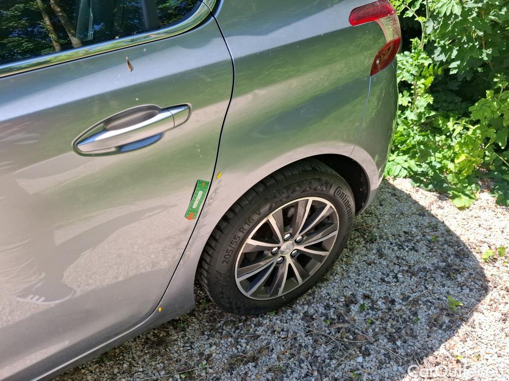  Peugeot  308  Allure 1.6 HDi 100CV BVM5 E6 #11
