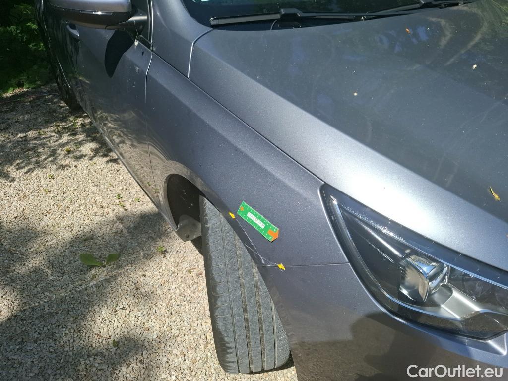  Peugeot  308  Allure 1.6 HDi 100CV BVM5 E6 #14