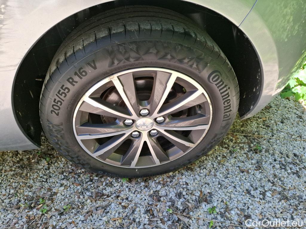  Peugeot  308  Allure 1.6 HDi 100CV BVM5 E6 #6